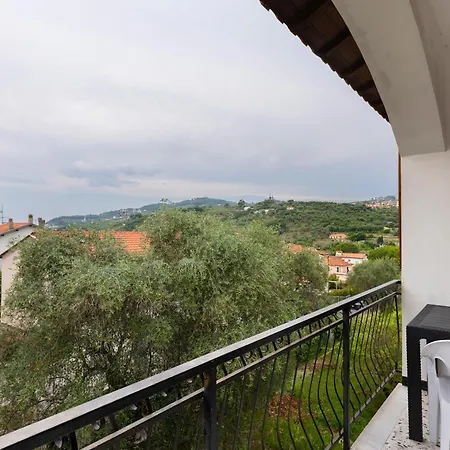 Il Vigneto * Diano Castello